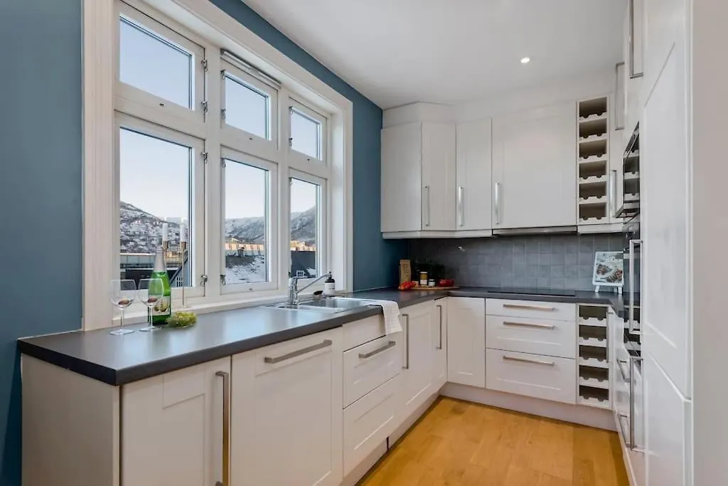 Moderne Og Sentral Leilighet Med Terrasse! Appartement Bergen